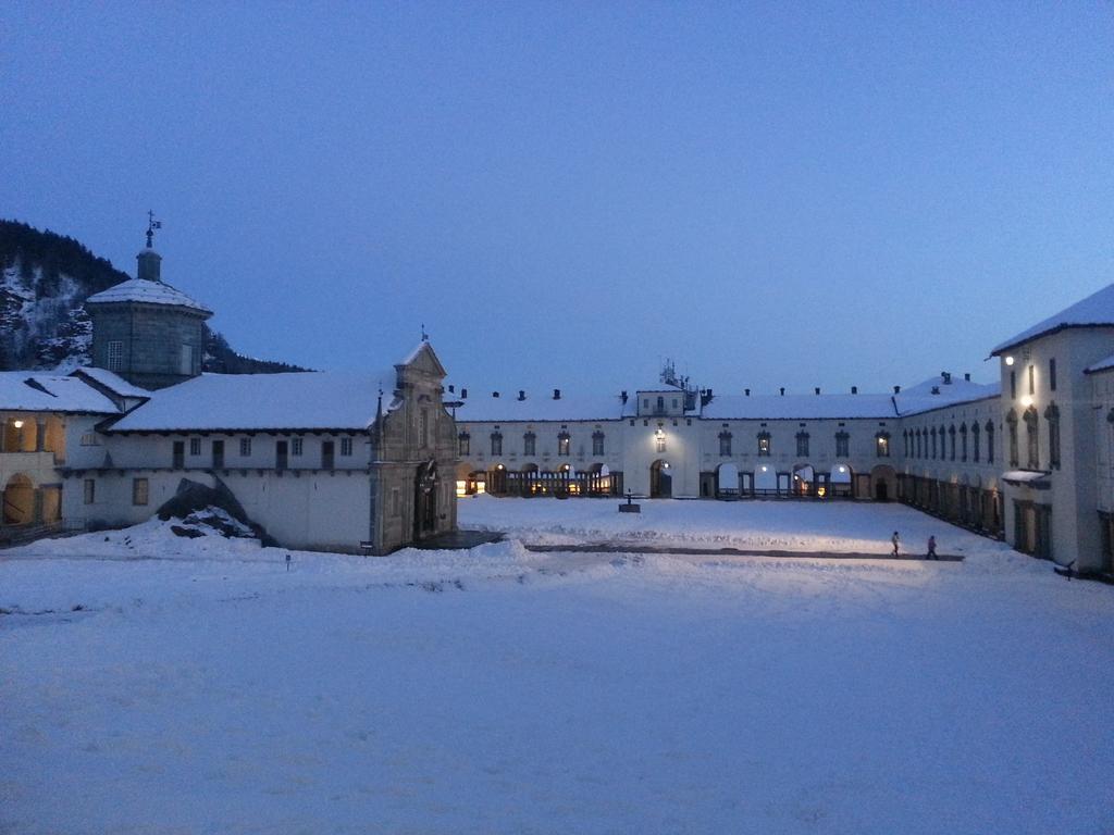 Santuario Di Oropa Vandrerhjem Biella Eksteriør bilde