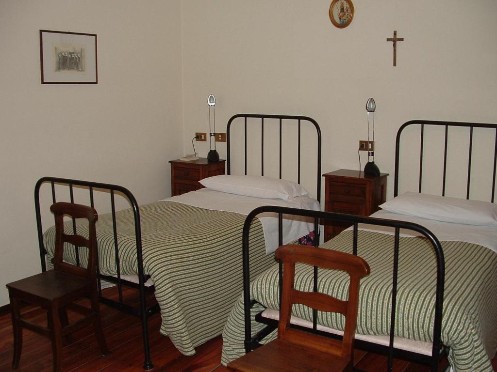 Santuario Di Oropa Vandrerhjem Biella Rom bilde