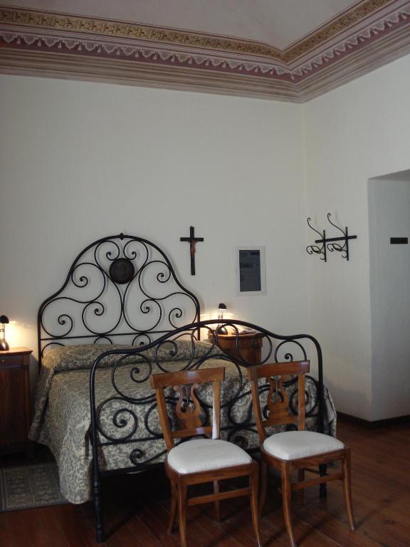 Santuario Di Oropa Vandrerhjem Biella Rom bilde